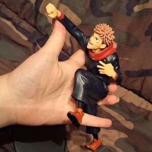 JJK Yuji Itadori anime figure